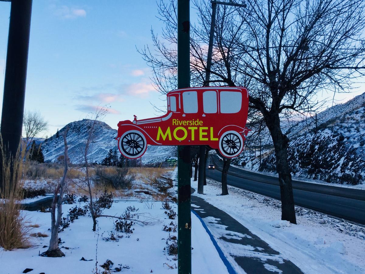 Riverside Motel Cache Creek Exterior photo