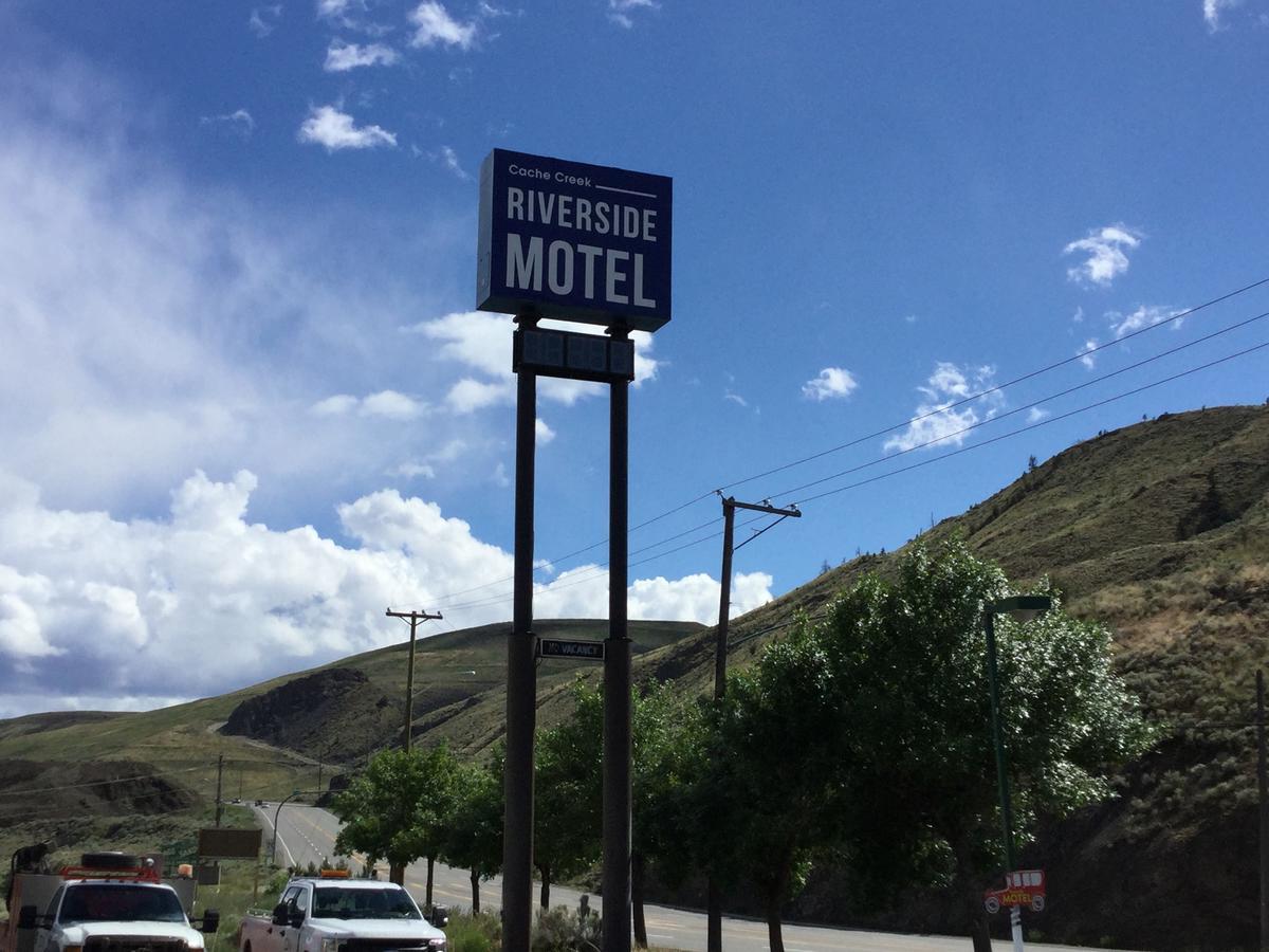 Riverside Motel Cache Creek Exterior photo